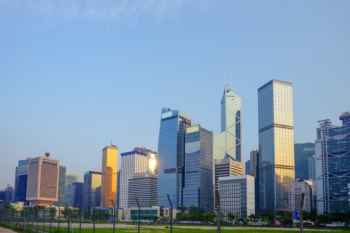 中潜股份（300526）虚假陈述被罚，投资者索赔进行中